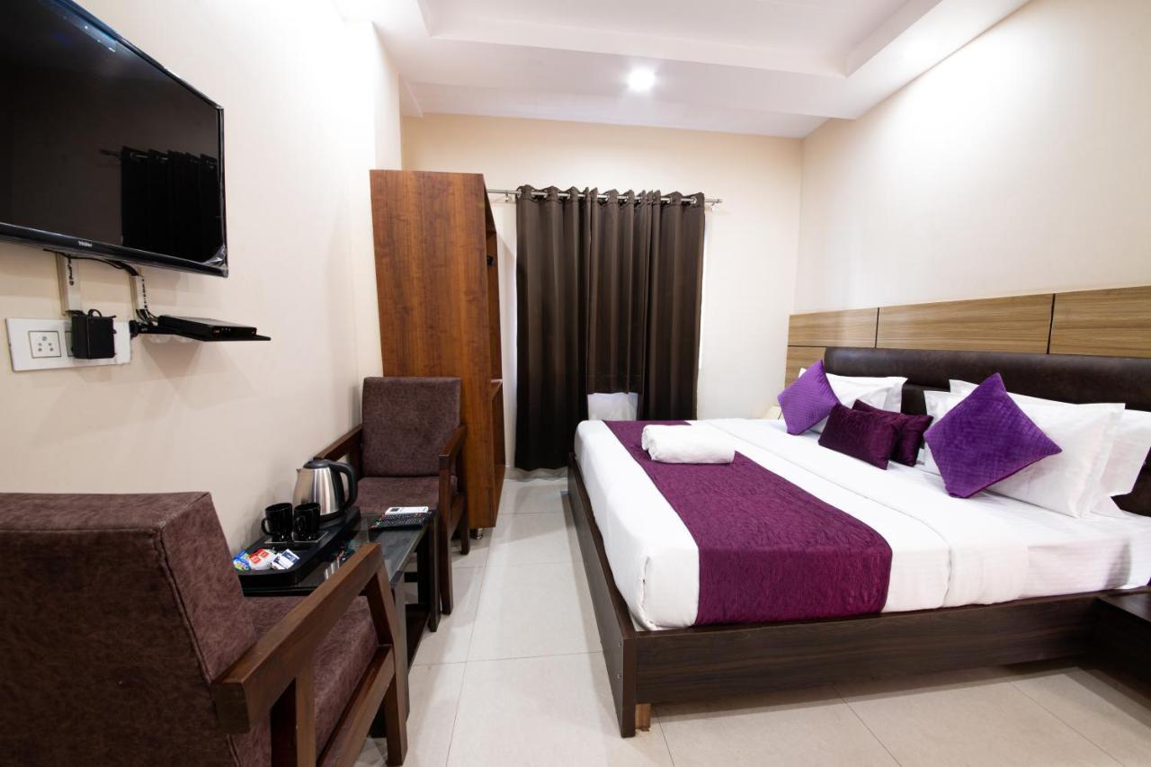 Perfect Stayz Dwarkesh - Hotel Near Haridwar Railway Station Exterior foto