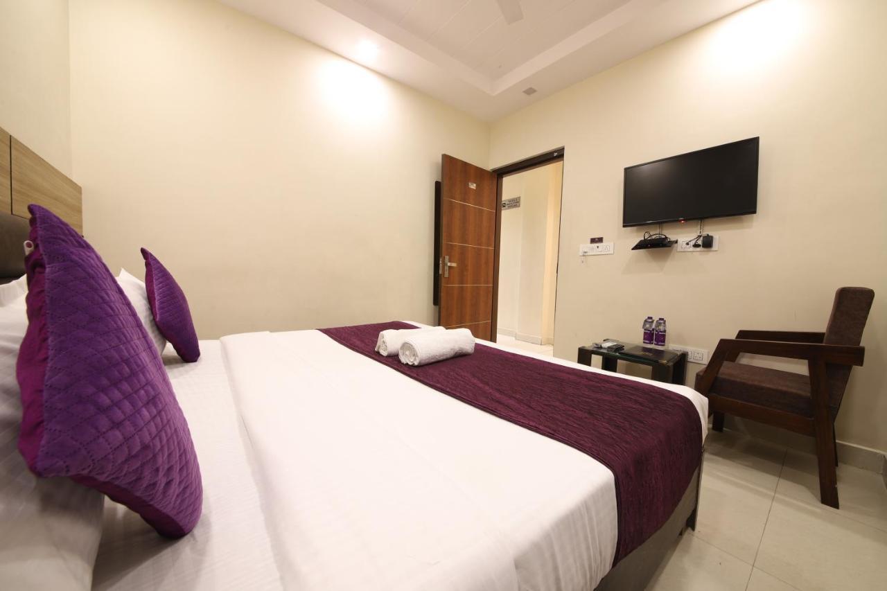 Perfect Stayz Dwarkesh - Hotel Near Haridwar Railway Station Exterior foto